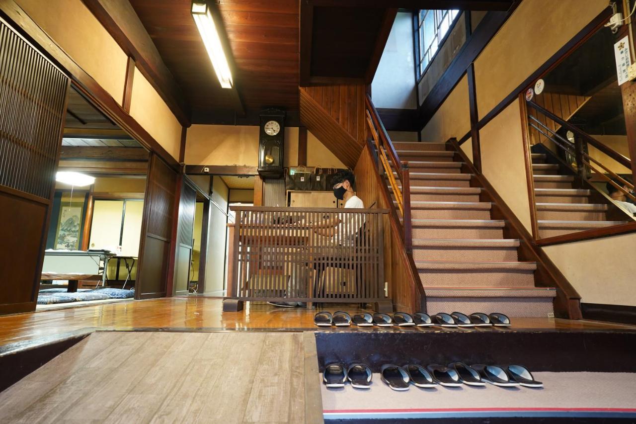 Hostel Murasaki Ryokan Takayama  Eksteriør bilde