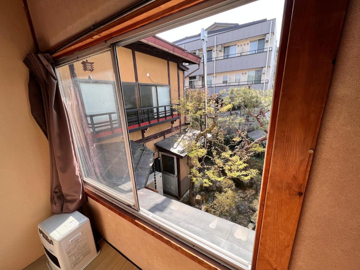 Hostel Murasaki Ryokan Takayama  Eksteriør bilde